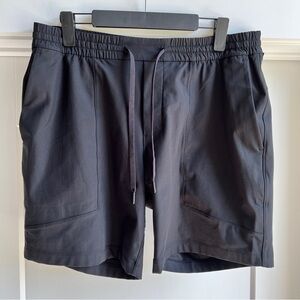 Lululemon Bowline Ripstop 8” Shorts (Black, Large)
